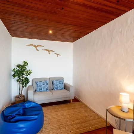 Muito Acolhedor Com Vista De Mar