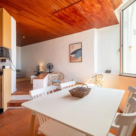 Muito Acolhedor Com Vista De Mar